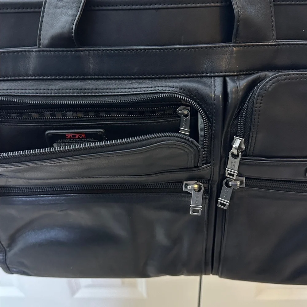 Tumi Alpha Leather Expandable Organizer Briefcase Black Laptop Bag